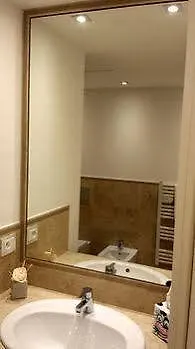 托尼阿拉德戛纳公寓 公寓 *